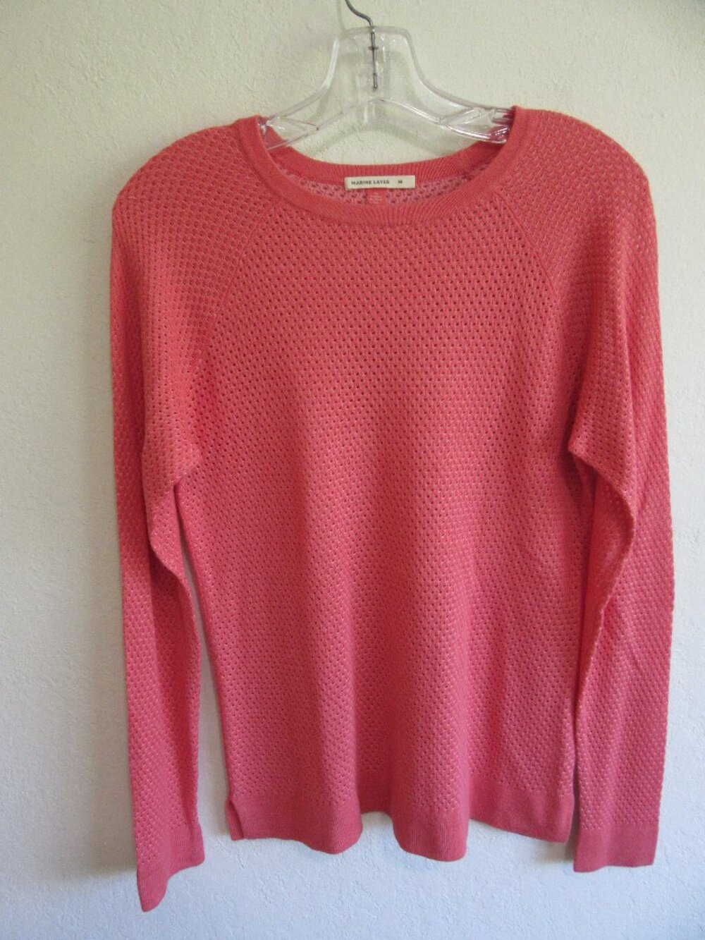 Marine Layer Coral M Pullover Long Sleeve Vented Top